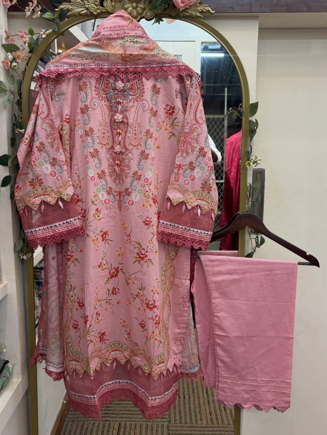 Mausummary — Rose Paisley by Label Rutba